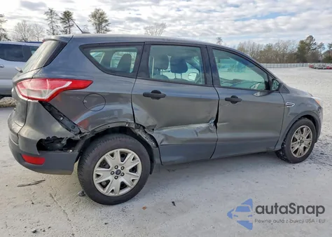 2015 Ford Escape S z USA, uszkodzony, nr VIN 1FMCU0F75FUC19782